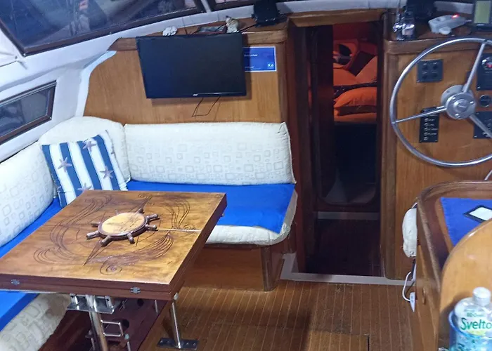 Bed & Boat Brezza Del Mare